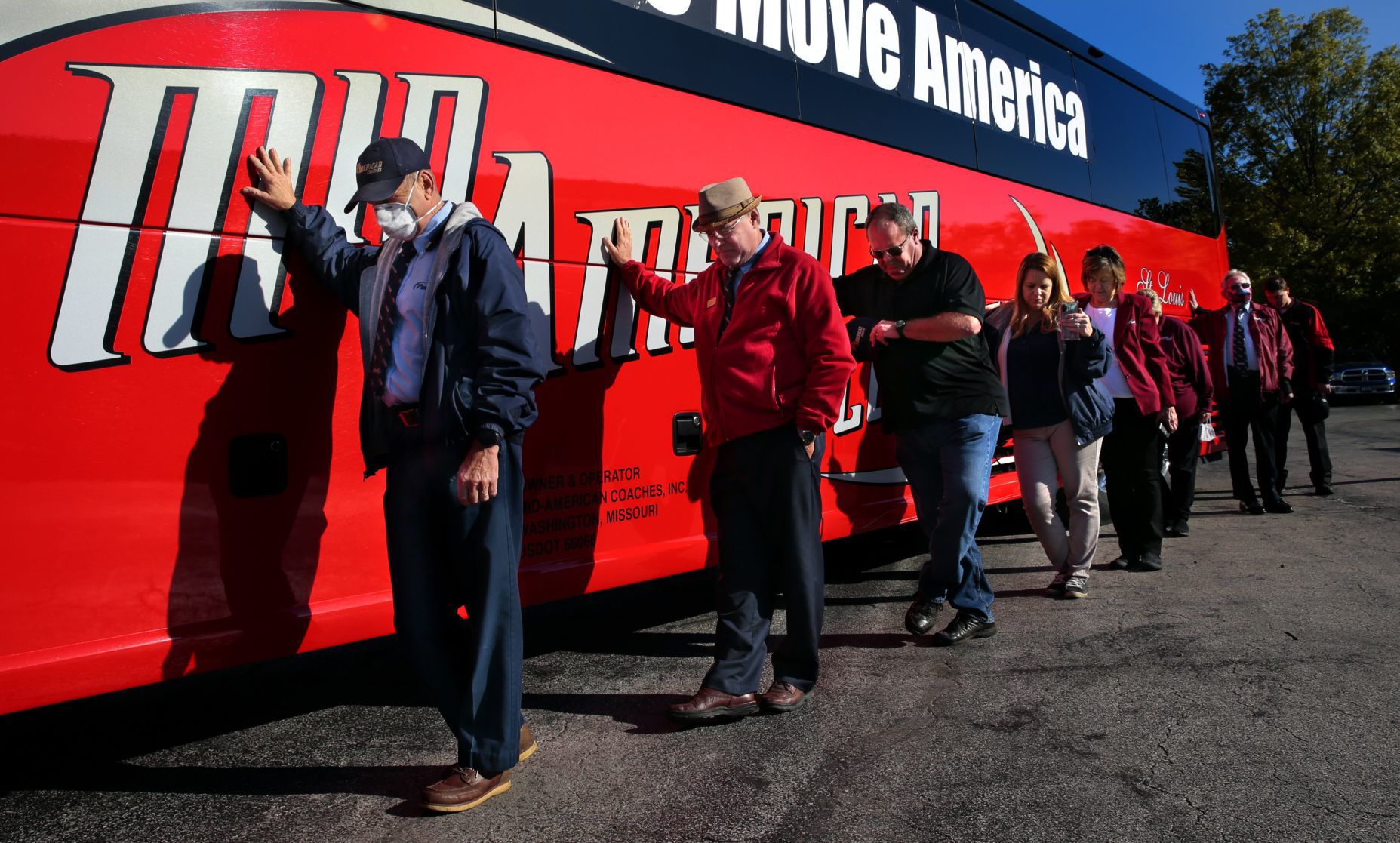 From Washington to Washington, motorcoaches roll for rally to get back on the road